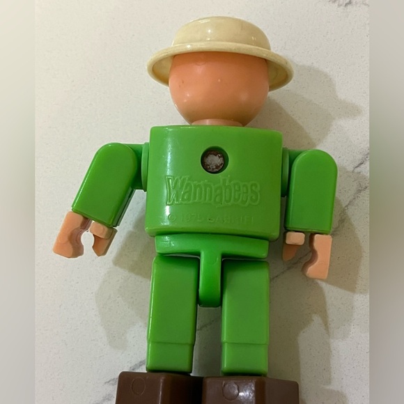 Vintage Wannabees 1975 Lion Tamer - Picture 3 of 4